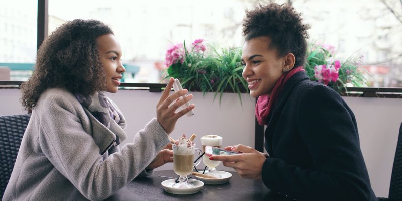 Meet Lesbian Singles over Brunch in Hatfield
