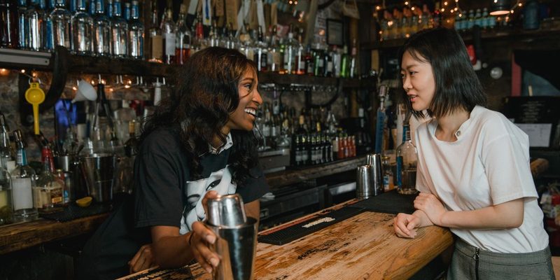Meet Lesbian Singles over Drinks in Bathgate