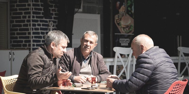 Meet Gay Singles over Lunch in Ely